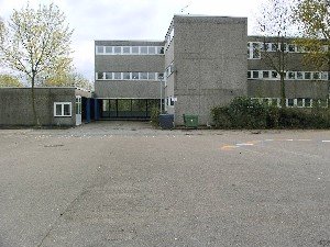 Schule im Bergmannsfeld